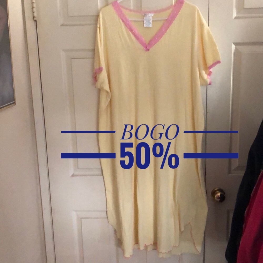 ❌ White Stag Night Gown Size 2X(18W/20W)